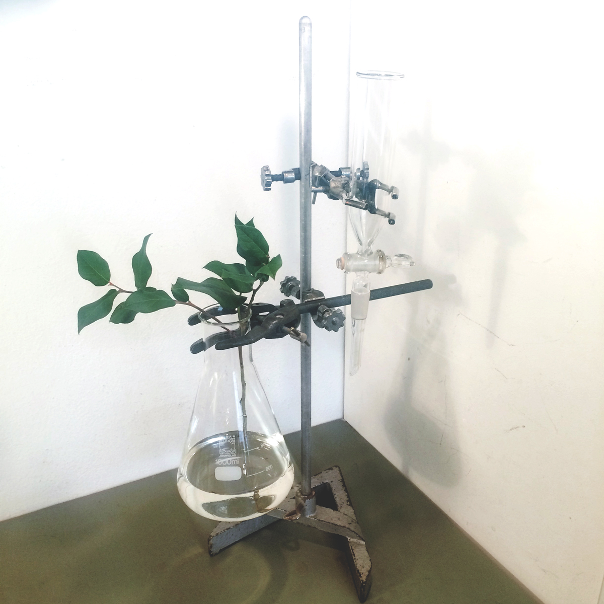 FABRIKEN_kemiglas_stativ